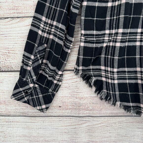 Rails Super Soft Pearl Snap Plaid Flannel Shirt Womens Medium Black White - Picture 6 of 13